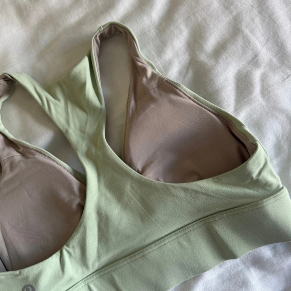 141 🆕💚 Lululemon Sweet Awakenings Bra Arctic Mint - Picture 5 of 9
